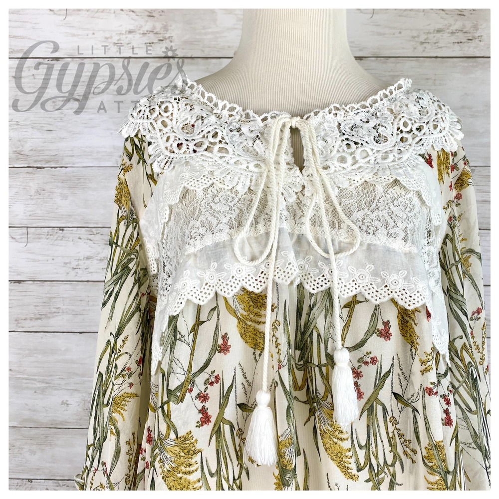 POL Babydoll Autumn Flowers and Lace Top - Picture 2 of 12